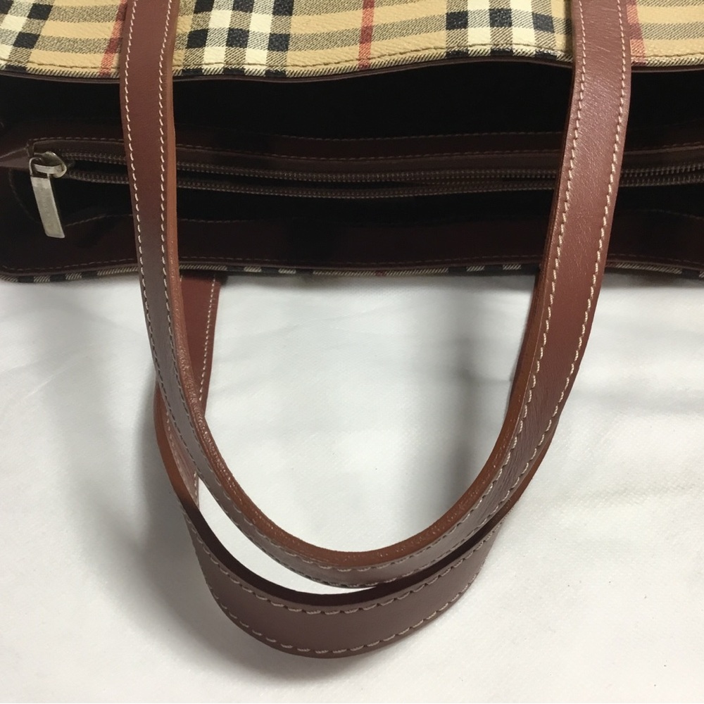 Authentic Burberry Triple Compartment Handbag - Picture 8 of 16